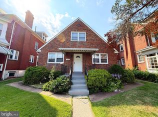 633 Noble St, Norristown, PA 19401
