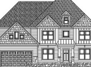 12 Springside Dr, Spring Lake, NC 28390