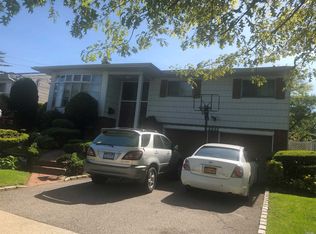 3342 Milburn Ave, Baldwin, NY 11510