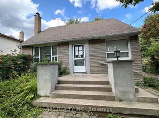 71 Scarborough Heights Blvd, Toronto, ON M1M2V5