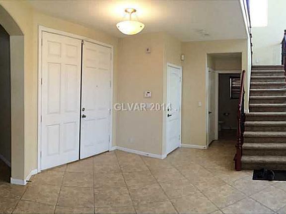 3rd image of 6528 N Greenlet Ave