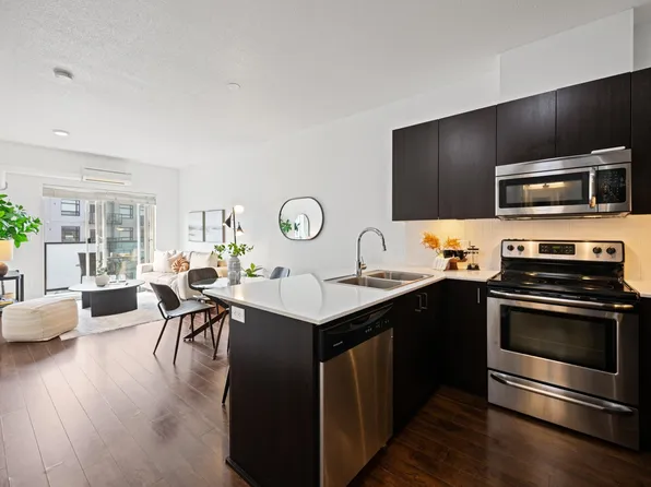 20460 Douglas Cres #416, Langley, BC V3A 0C6
