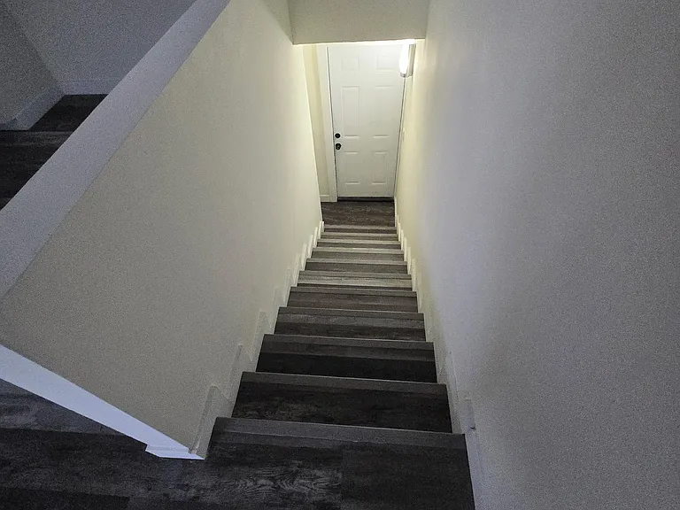 602 SW 5th Ave #1 — Photo 6