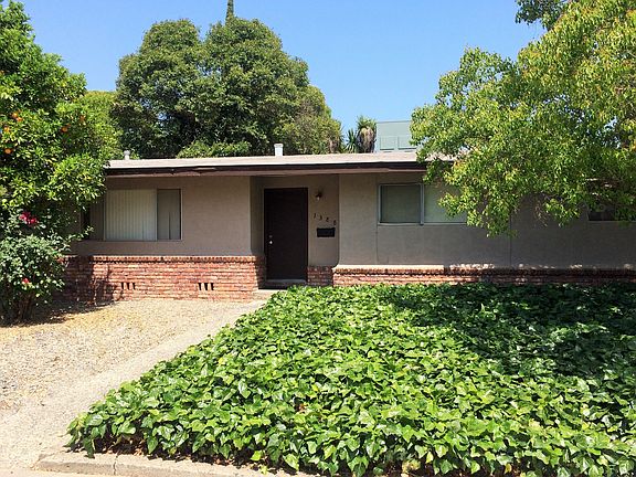3rd image of 1368 Las Lomitas Cir
