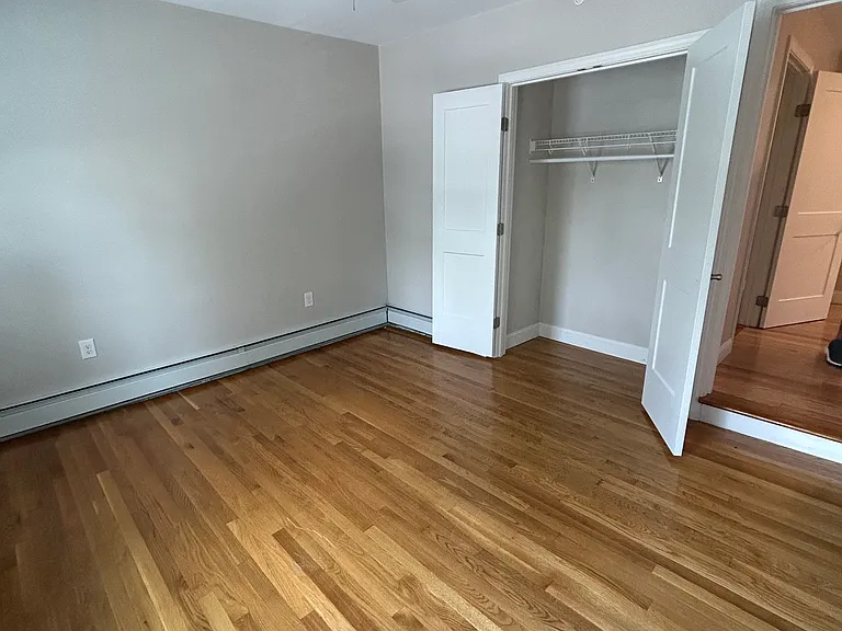 601 Wood St #1-R — Photo 5