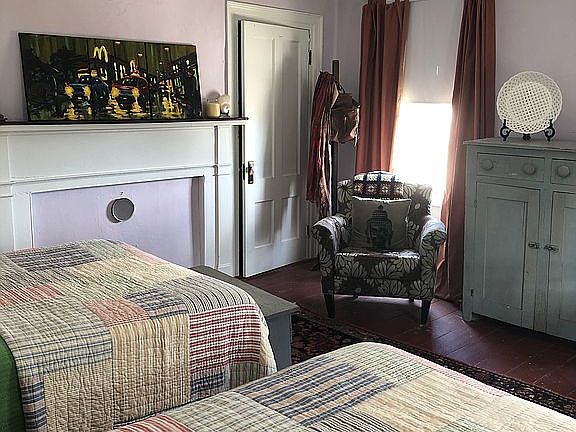 2nd image of 29 Boynton St