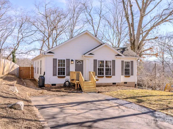 7 Spring Dr, Asheville, NC 28806