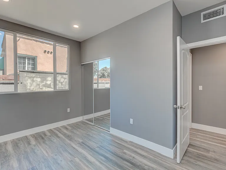 3626 S Cimarron St — Photo 18