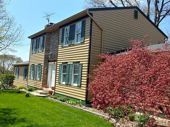 3rd image of 4422 Cabernet Ct