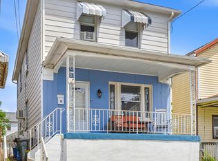 929 S Market St, Nanticoke, PA 18634