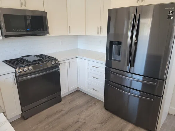 2447 K St, San Diego, CA 92102