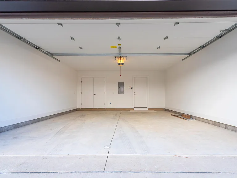 2 Car Garage