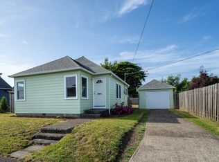 1108 4th St, Tillamook, OR 97141