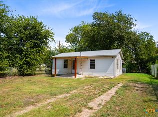 1106 N 10th St, Killeen, TX 76541