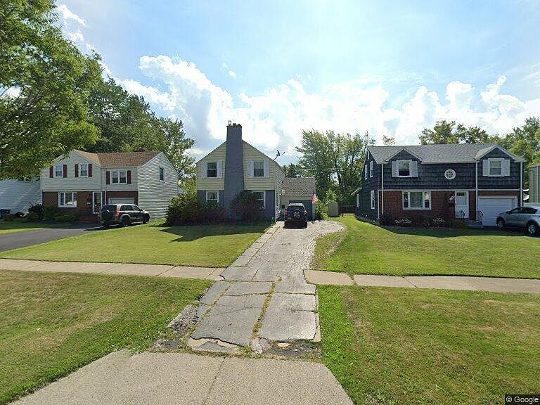 1st image of 587 Grover Cleveland Hwy