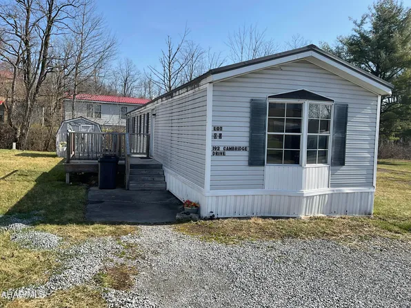 192 Cambridge Dr, Duncansville, PA 16635