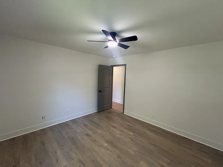 1783 Warfield Dr — Photo 19