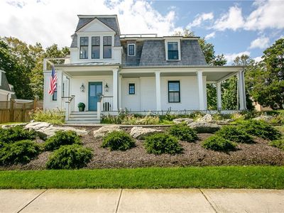 131 Eustis Ave, Newport, RI, 02840