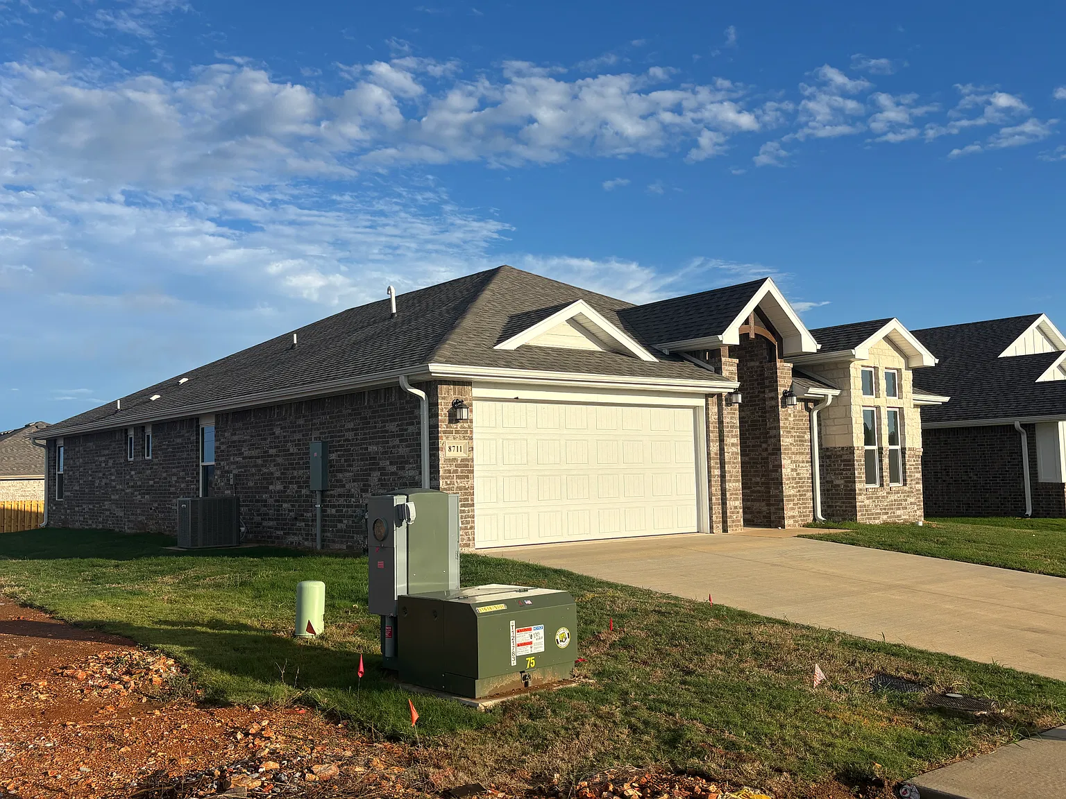 4 bed, 1950 sqft, $2,100 — Photo 3