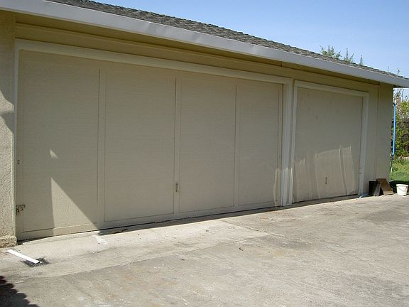 Three-Car Garage