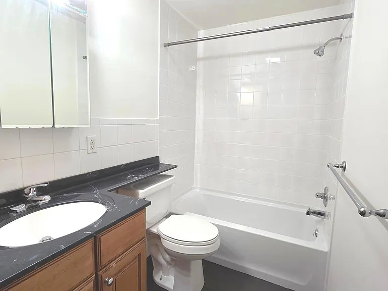 25 Village Dr — Photo 33