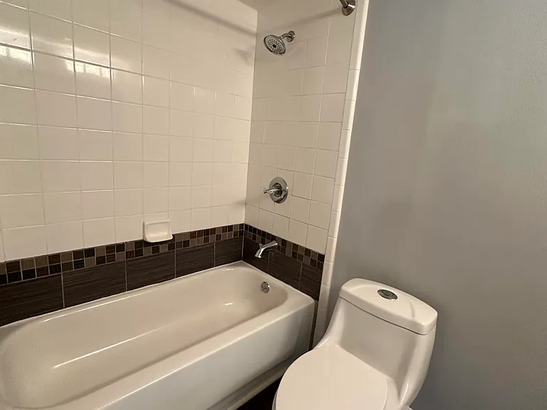 7867 Bahia Vista Ct #7867 — Photo 20