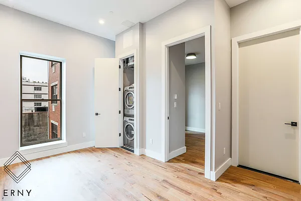 Rented by ERNY LLC | media 5