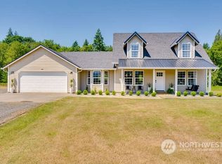 168 Dakota Dr, Castle Rock, WA 98611