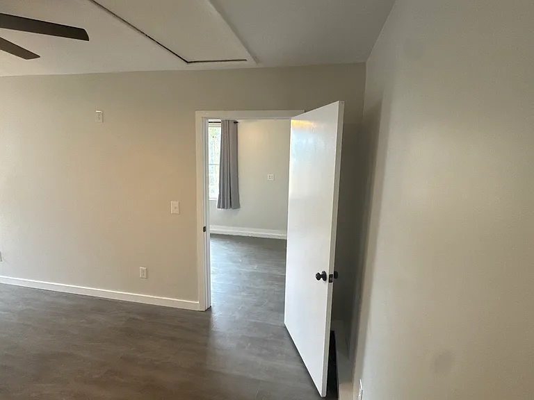 560 Hillside Ter #2 — Photo 12