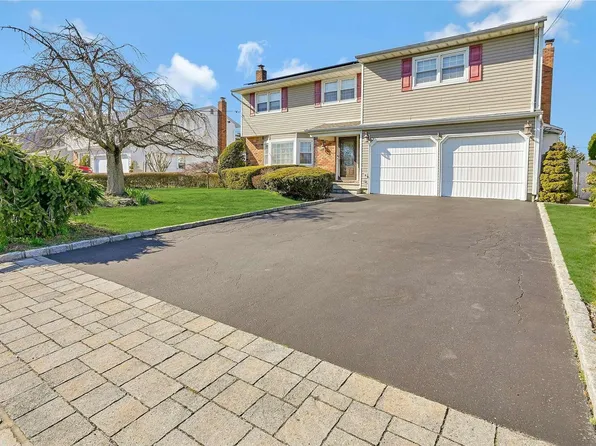 1470 9th Street, West Babylon, NY 11704