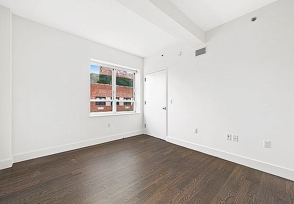 3rd image of 432 W 52nd St APT 5H