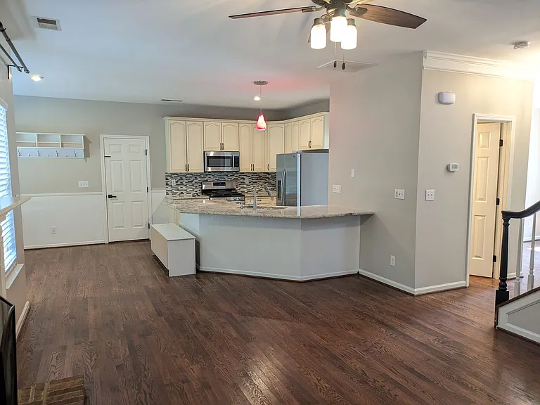 279 Chandeleur Dr — Photo 10