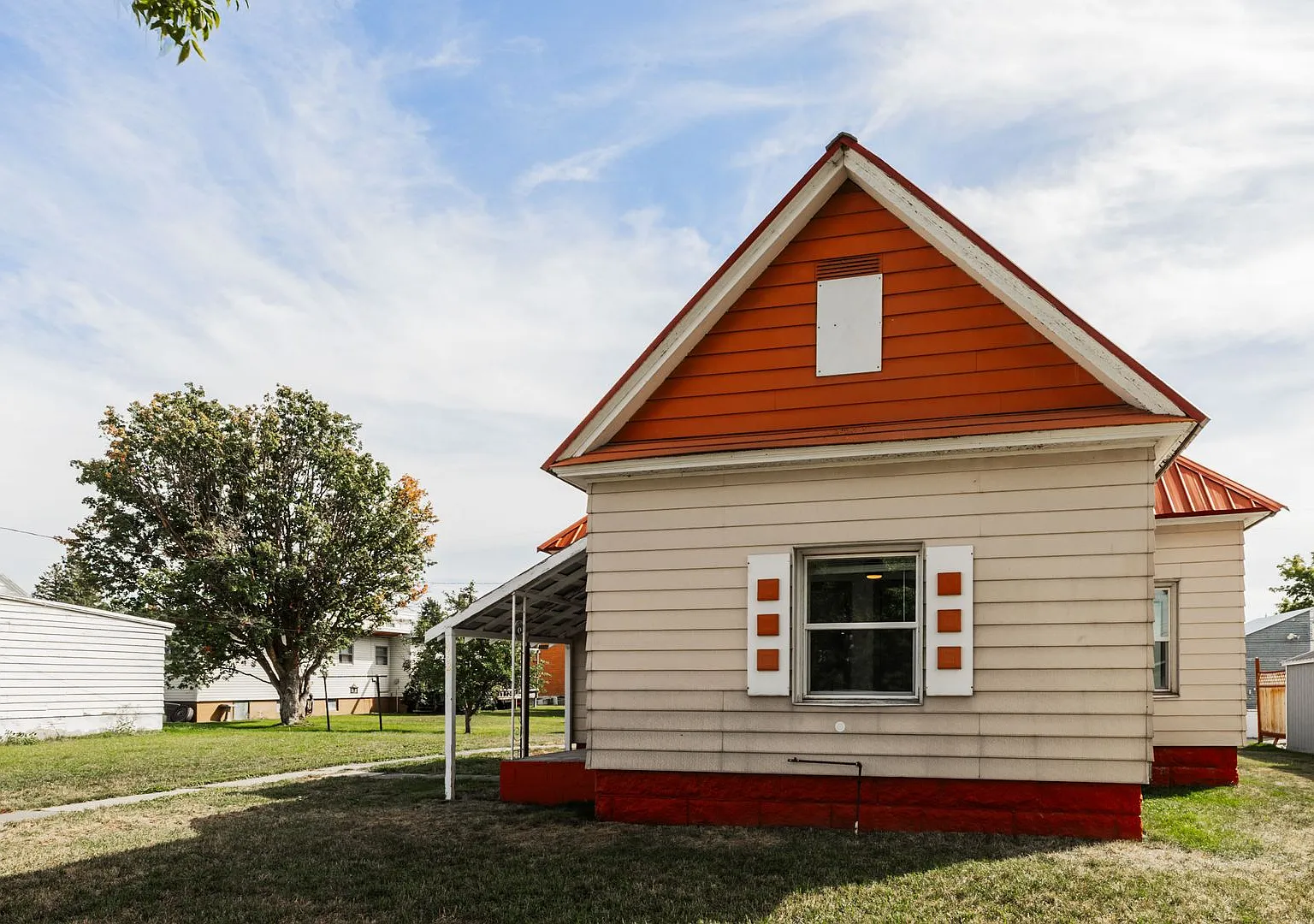 Newly Updated 3 Bed 3 Bath Home In Ashton — Photo 3