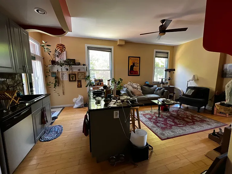 4813-15 Chester Ave — Photo 12