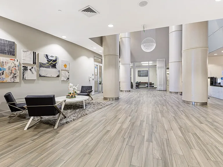 1750 N Bayshore Dr #2409 — Photo 18