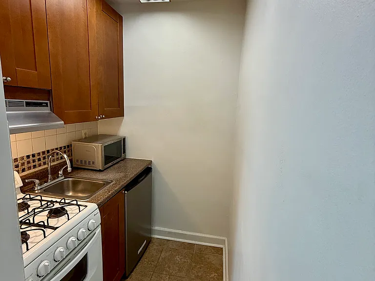 1021 Arlington Blvd #712 — Photo 7