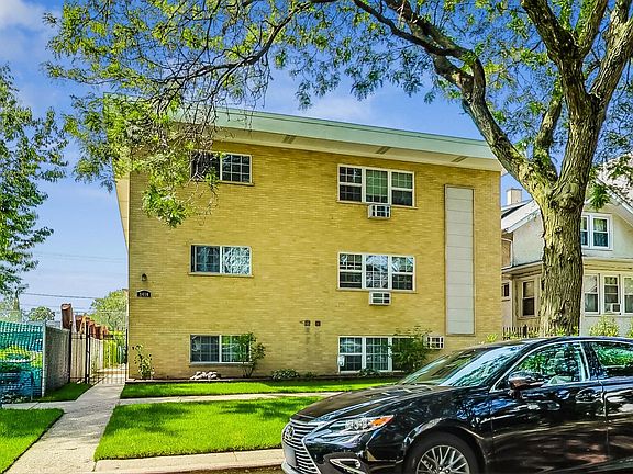 2nd image of 7410 W Dixon St #203