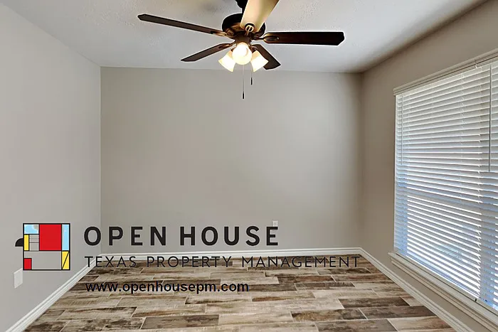 22435 Lost Creek Rd — Photo 15