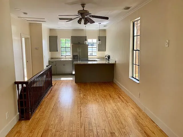 216 S Edison Ave — Photo 4