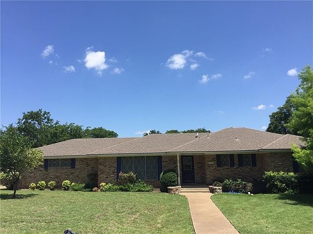 1st image of 309 Meadowcreek Ln