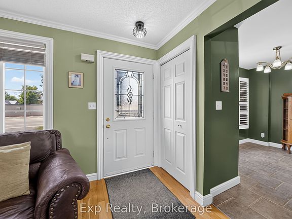 4th image of 59 Avondale Rd