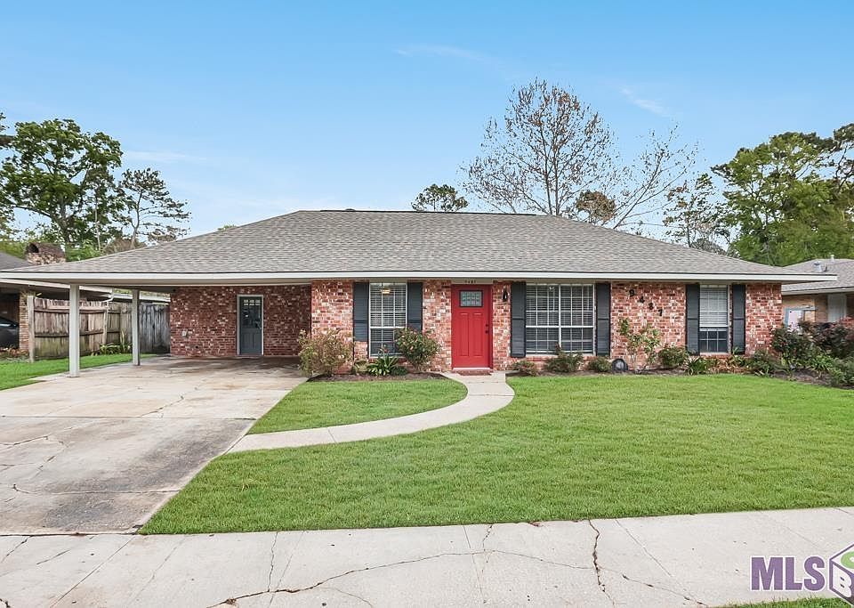1st image of 9487 Rustling Oaks Dr