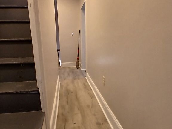 3rd image of 416 E Market St