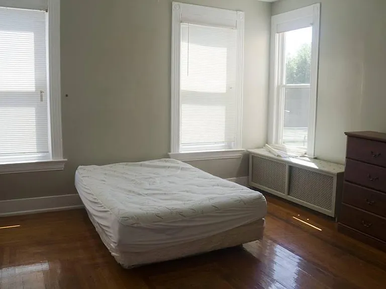 17 Edwards St — Photo 10