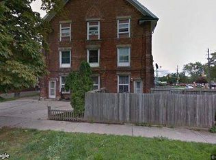 136 Victoria St S, Sarnia, ON N7T 2T1
