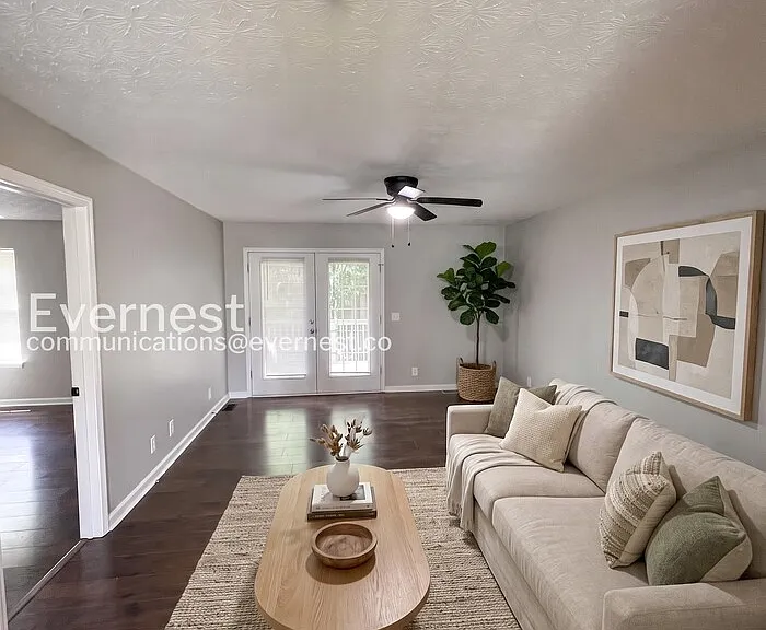 636 Laramie Dr — Photo 3
