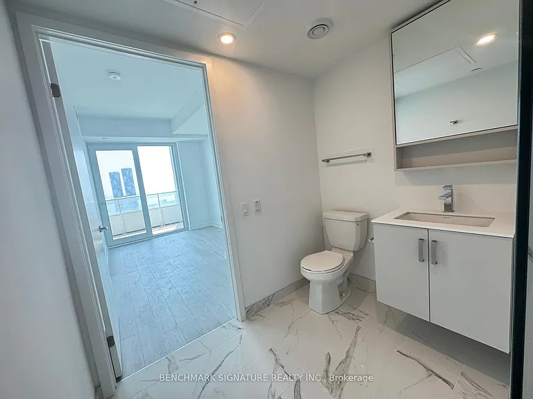 88 Queen St E #4803 — Photo 8