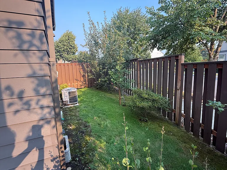 11991 NW Hibbard Dr — Photo 30