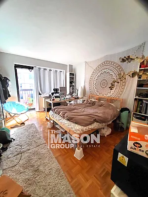 Rented by Mason Group LLC | media 7