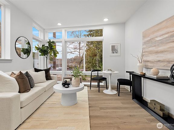 5th image of 722 N 36th Street